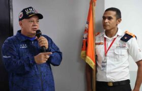 Cabello a estudiantes de la UNES: Ser policía es una vocación, no un negocio