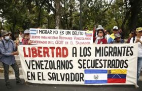 Gran marcha en Caracas exige libertad de niños venezolanos secuestrados en EE.UU.