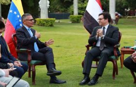 Ministros de Cultura de Egipto y Venezuela refuerzan relaciones bilaterales