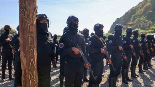 Más de 200 hombres y mujeres alcanzan un nuevo logro al graduarse como Operadores Tácticos Especiales