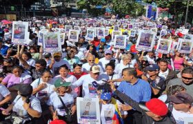 Pueblo marcha en Caracas por el regreso de los niños secuestrados en EEUU y la defensa de la soberanía