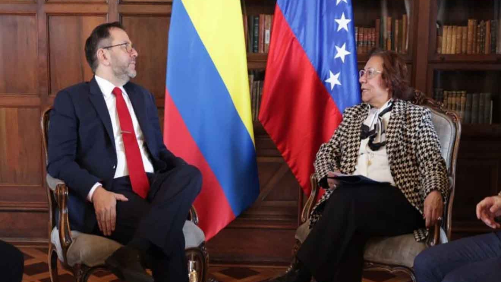 Venezuela y Colombia abordan avance de Zonas Económicas Binacionales