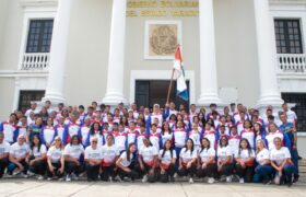 XIX Juegos Deportivos Nacionales Estudiantiles: Atletas reciben estandarte yaracuyano