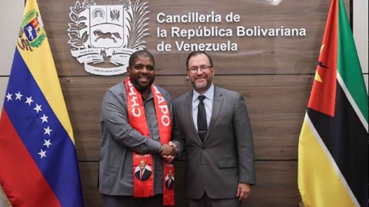 Yván Gil y Chakil Aboobacar