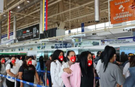 Arribaron al país 203 venezolanos repatriados desde EE. UU.