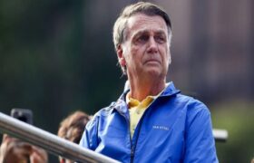 Fiscalía brasileña pide condena a expresidente Bolsonaro por intento de golpe de Estado