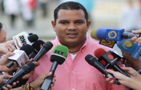 Gobernador Víctor Clark invita al pueblo y a la juventud a participar activamente en las elecciones del 27J
