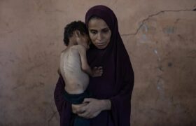 Más de un centenar de organizaciones humanitarias advierten de una hambruna masiva en Gaza