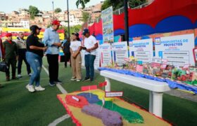 Jefe de Estado pide embellecer a las comunidades del país junto a la juventud