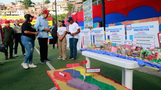 presidente-maduro-embellecer-comunidades