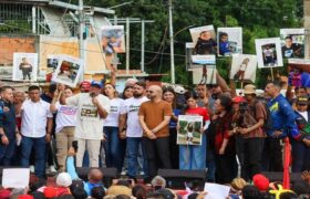 Jorge Rodríguez: Jóvenes venezolanos no se doblegaron ante nazi Bukele
