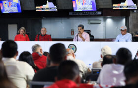 Presidente Maduro convoca al debate revolucionario en el próximo Congreso del PSUV
