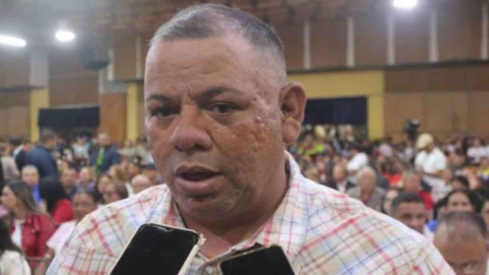 Diputado Mérida Julio Torres - 1