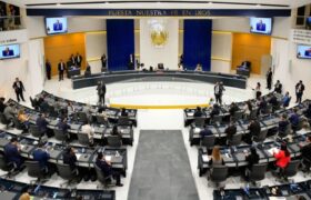 Bukele puede mantenerse en el Poder: Congreso salvadoreño aprueba reelección presidencial indefinida