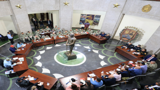 Foto-referencial-Alto Mando político-militar-policial