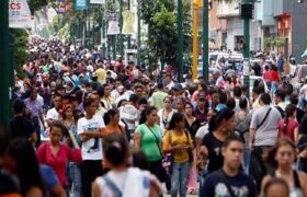 Hinterlaces: 83 % de venezolanos rechaza promoción de golpe de Estado contra Maduro