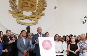 AN rechaza agresiones de Estados Unidos y respalda al presidente Maduro