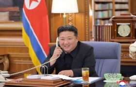 Kim Jong Un y Putin hablan por teléfono y renuevan alianza RPDC-Rusia