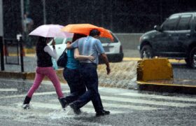 Gobierno Bolivariano activa despliegue permanente ante contingencias por lluvias