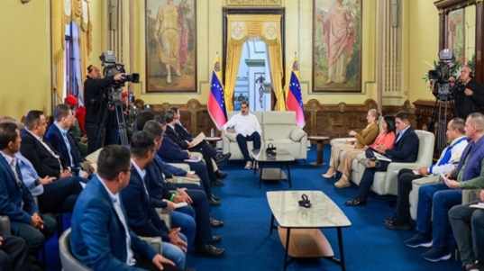 Maduro alcaldes