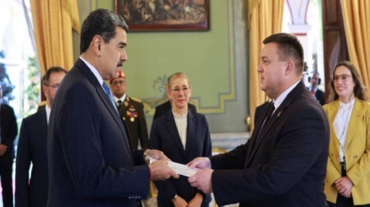 Maduro cartas credenciales