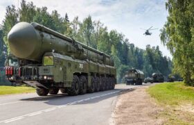 Rusia y Bielorrusia practicarán el uso de armas nucleares y del misil Oréshnik