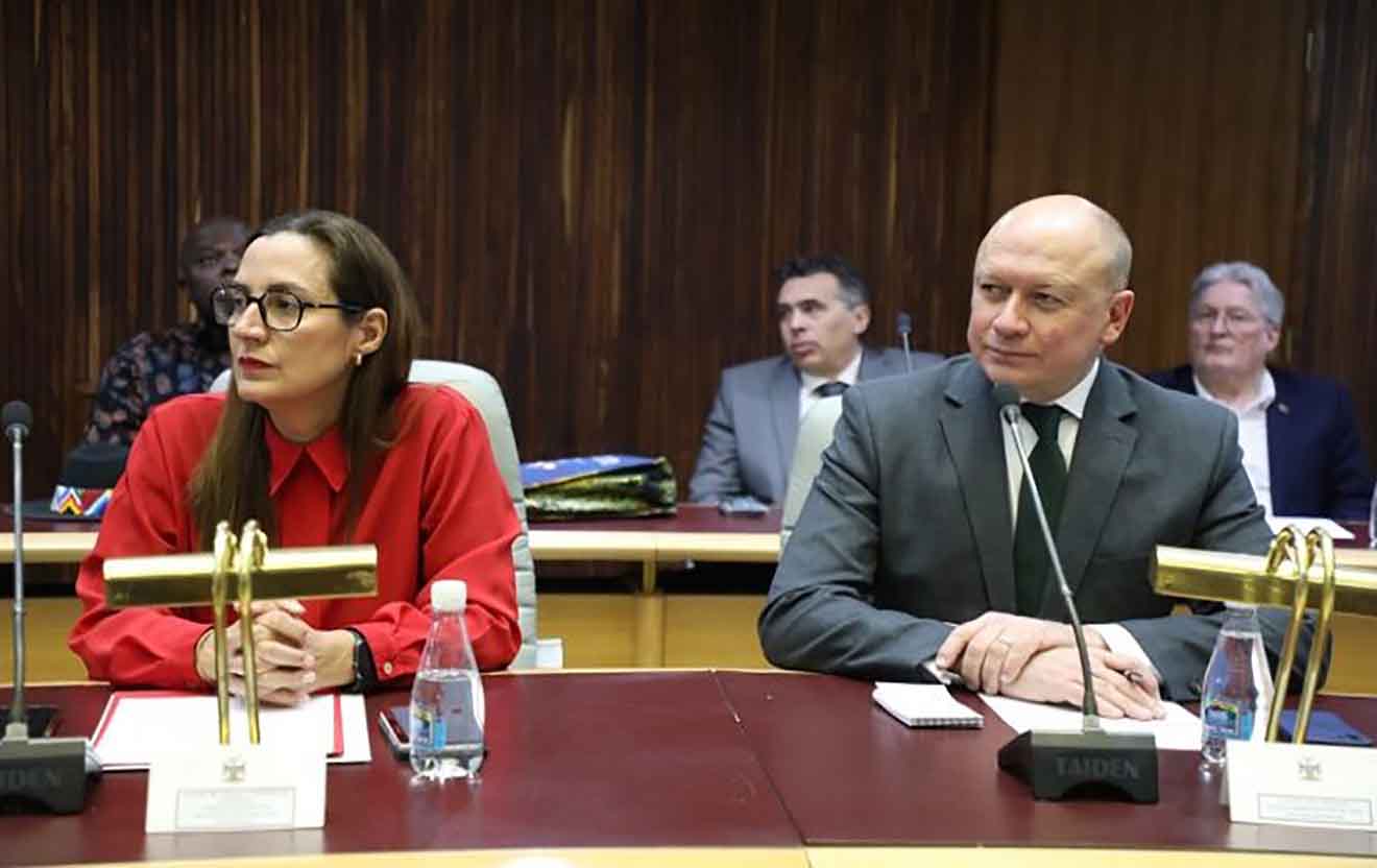Venezuela-denuncia-ante-Namibia-amenaza-de-submarino-nuclear-de-ataque-rapido-en-el-Mar-Caribe-