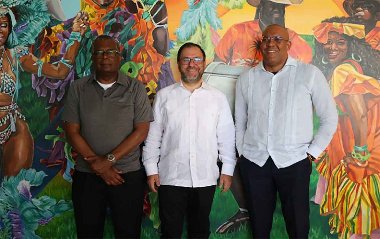 Yván Gil-Kerrie Symmonds-Frederick Mitchell