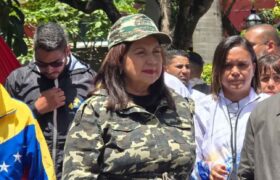 Alcaldesa de Caracas: Estamos en una fiesta en defensa de la Patria
