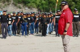 Dirección nacional del PSUV realizó caminata en La Guaira en respaldo a la defensa de la Patria