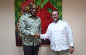 Dominica y Venezuela condenan incursión de submarino nuclear en el mar Caribe