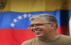 Elías Jaua: «Nada en el mundo puede justificar la amenaza de una agresión militar» contra Venezuela