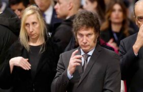 Denuncian a Javier Milei y familiares por presunto desvío de fondos en Argentina
