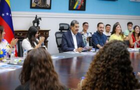 Jóvenes venezolanos deben ser motor en la construcción de una nueva sociedad