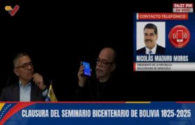 Presidente Maduro a historiadores: Deben convertirse en guerreros de la verdad