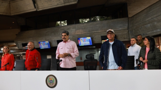 photo_4981002336746975459_y