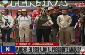 Alcaldesa de Caracas llama a defender la patria en marcha de respaldo a Maduro