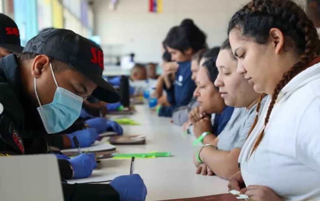 Arribó a Maiquetía un vuelo con 185 migrantes venezolanos que retornan al país