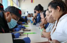 185 venezolanos retornan al país con la Gran Misión Vuelta a la Patria