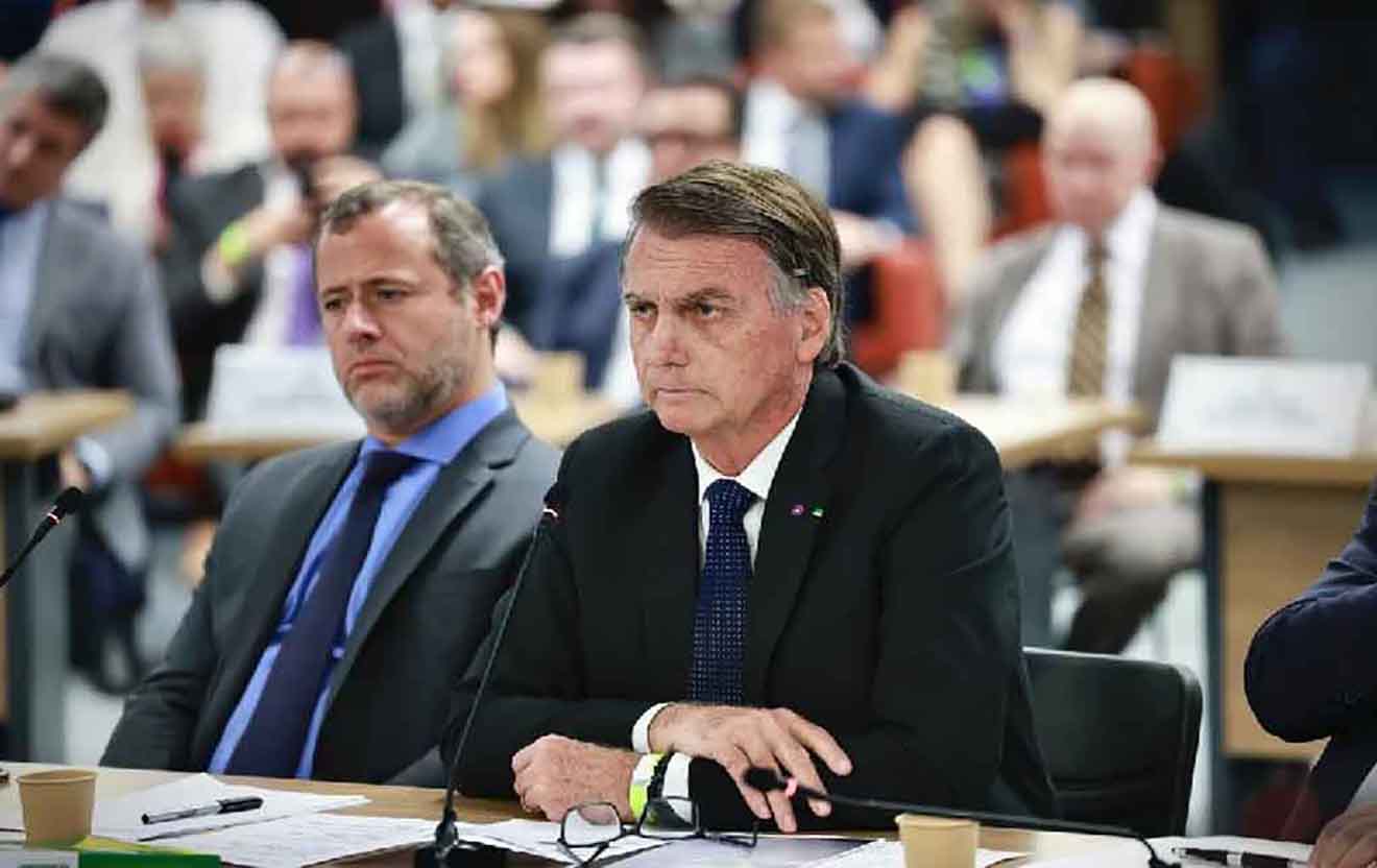 Brasil-Bolsonaro-defensa-1
