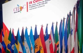 CELAC expresa rechazo al despliegue militar de EEUU en el Caribe