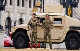 Chicago mantiene alerta máxima ante orden de Trump para militarizar la ciudad