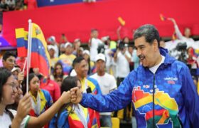 Juventud venezolana debe promover la cultura de la felicidad y la paz