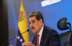 Nicolás Maduro: Si nuestro país fuese agredido pasaríamos a la lucha armada de todo el pueblo