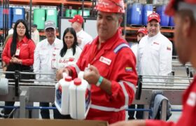 Vicepresidenta Rodríguez supervisa producción de aceites y lubricantes en Pdvsa Vassa