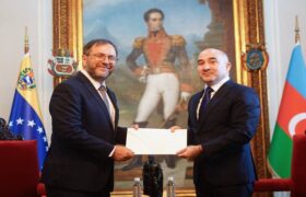 Yván Gil se reúne con el embajador de la India para impulsar la cooperación bilateral en diversas áreas