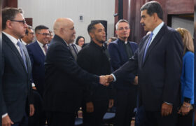 Más de 434 representantes de los sectores estratégicos del país se pronunciaron a favor de la defensa de Venezuela