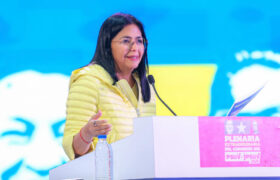 Delcy Rodríguez: EEUU miente sobre Venezuela y lava la cara a su principal dealer: Ecuador