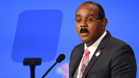 cortesia-primer-ministro-de-antigua-y-barbuda-gaston-browne-47540