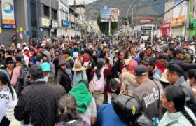 Crisis social en Ecuador: represión policial y manipulación informativa en medio del paro